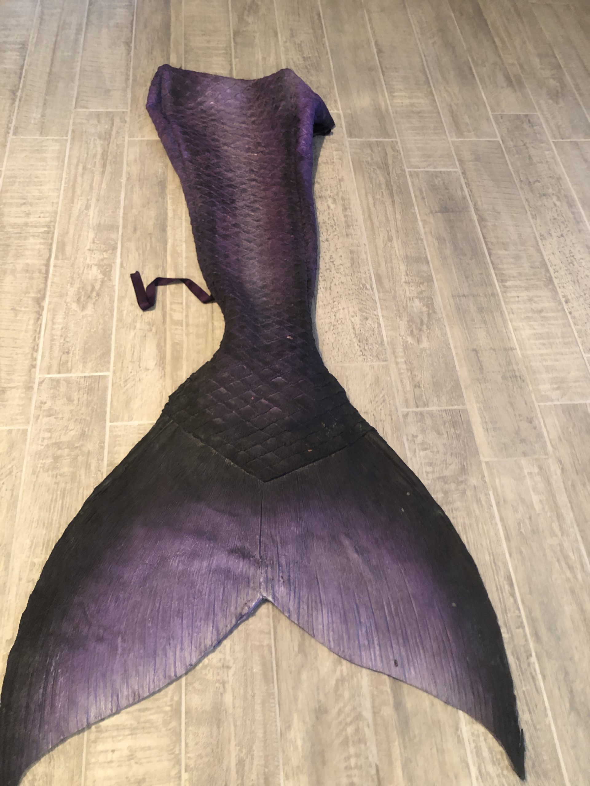 Custom silicone mermaid tail Swimmable cosplay - Trove Costumes