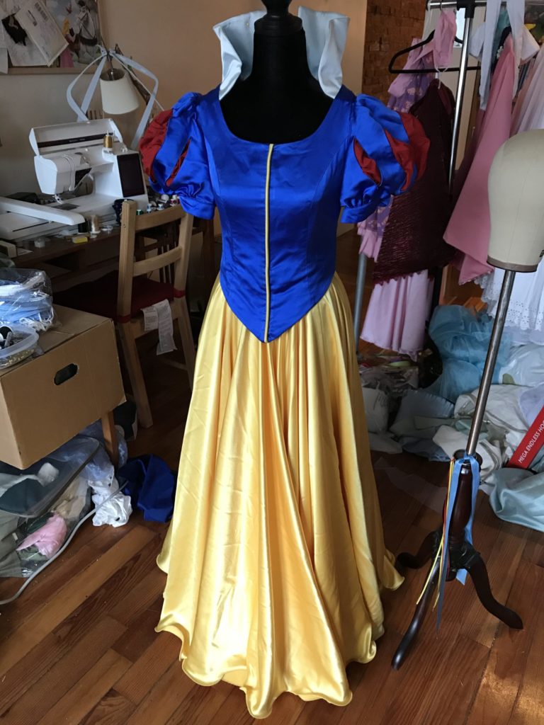 Snow White - Trove Costumes