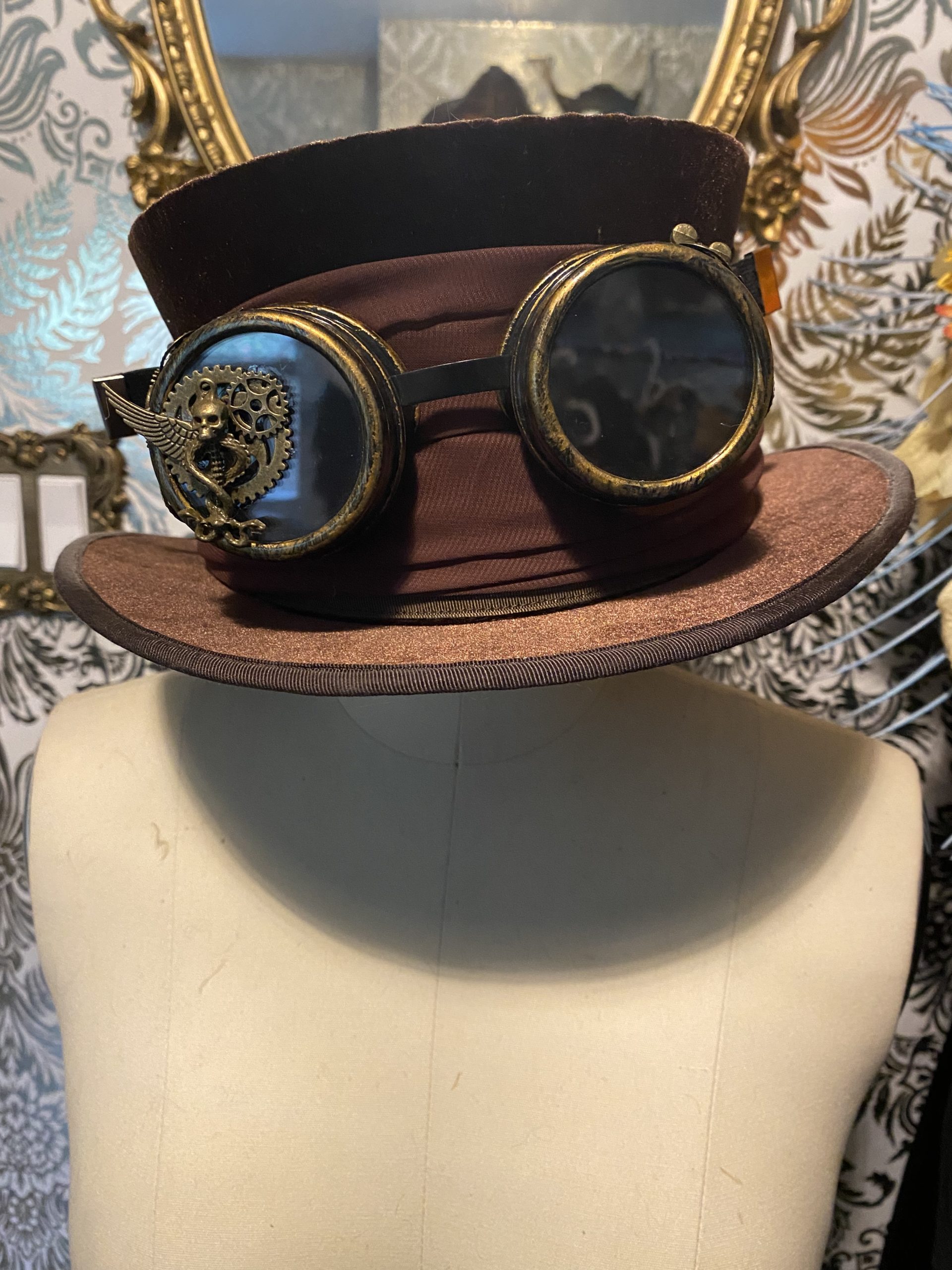steampunk top hat