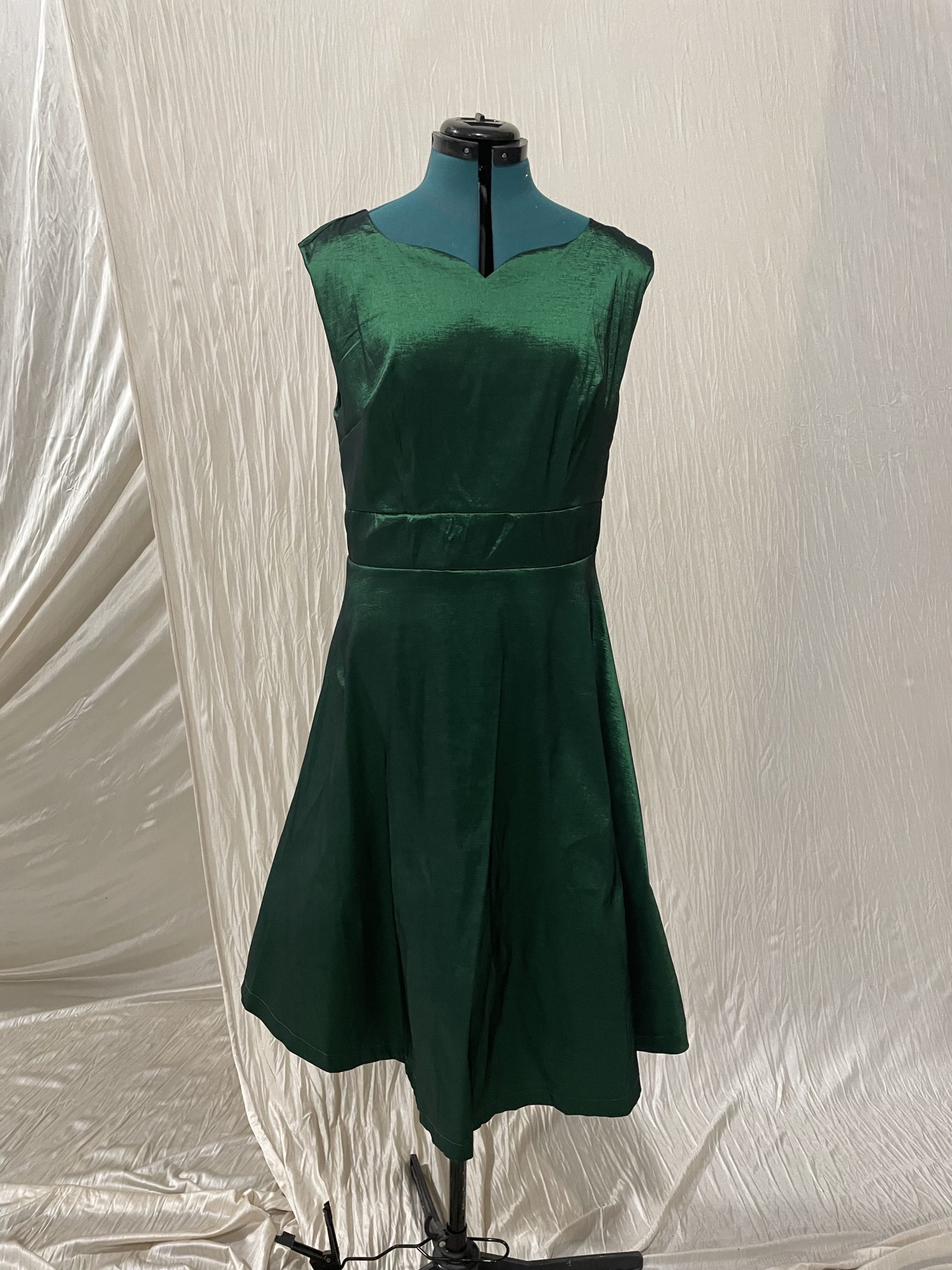 Modcloth emerald 2025 green dress